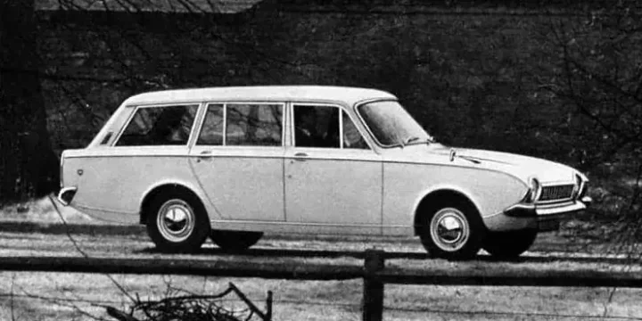 1966 Ford Corsair 2000 Estate