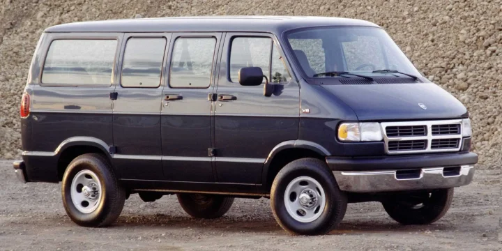 1994 Dodge Ram Van 3.9 V6 EFI TorqueFlite, 3-speed