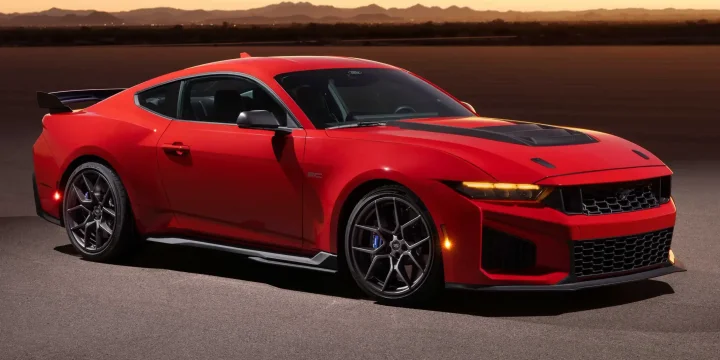 2026 Ford Mustang Dark Horse SC DCT