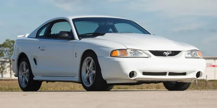 1995 Ford Mustang SVT Cobra R Manual