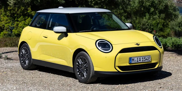 2024 Mini Cooper E Single Speed