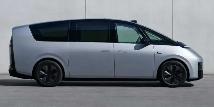 2024 Li Auto MEGA Electric AWD