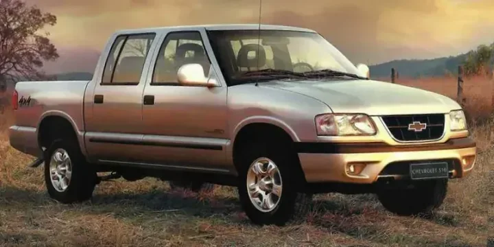 1998 Chevrolet S-10 (LADM) 4.3 V6 4x4 Automatic, 4-speed
