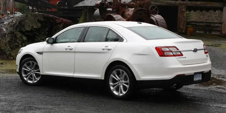 2013 Ford Taurus 2.0 EcoBoost SelectShift, 6-speed