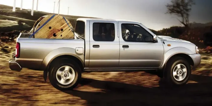 2007 Nissan NP300