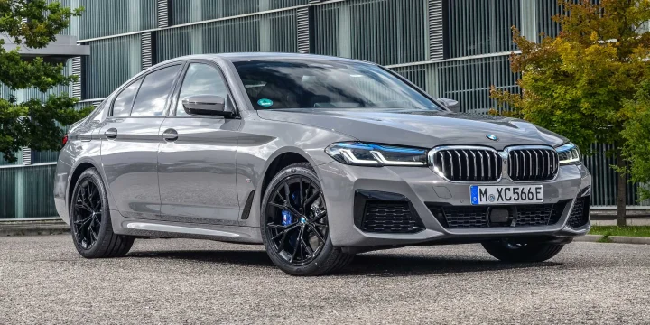 2021 BMW 5 Series 545e xDrive Sedan Steptronic, 8-speed