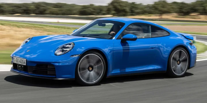 2025 Porsche 911 Carrera