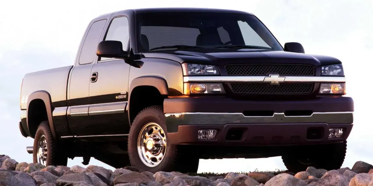 2003 Chevrolet Silverado HD Silverado 2500 HD Extended Cab 6.6 V8 Duramax 4WD