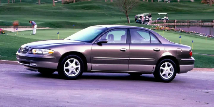1999 Buick Regal LS Hydra-Matic, 4-speed