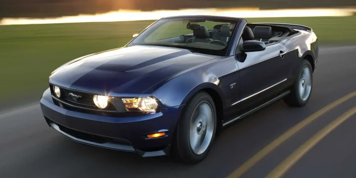 2010 Ford Mustang GT Convertible 320ps