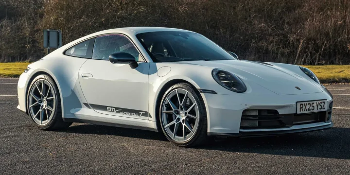 2025 Porsche 911 Carrera T 2-seater