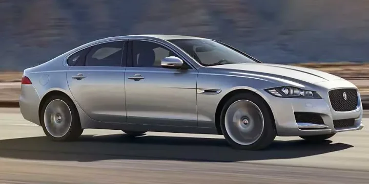 2016 Jaguar XF 25t Automatic, 8-speed