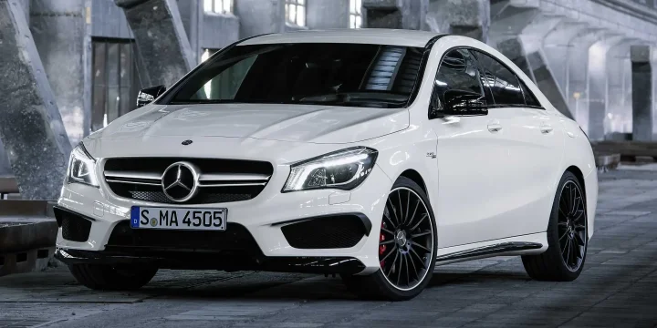 2013 Mercedes-Benz CLA 45 AMG 4MATIC AMG Speedshift