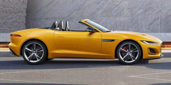 2021 Jaguar F-Type R Convertible Quickshift, 8-speed