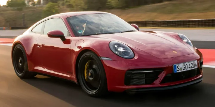 2021 Porsche 911 Carrera GTS
