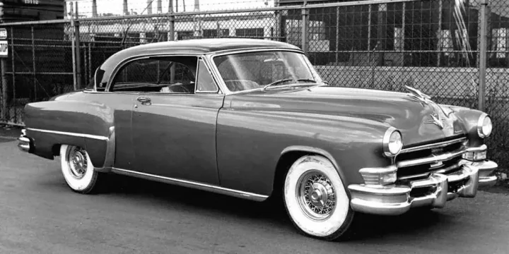 1953 Chrysler Imperial Custom Imperial Newport 5.4 V8 Semi-Automatic