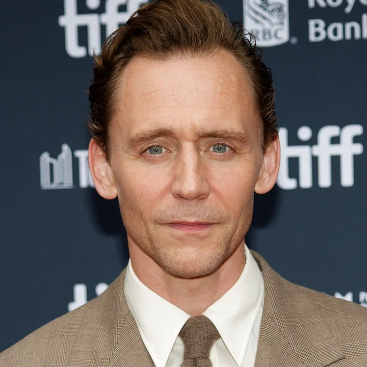 Tom Hiddleston