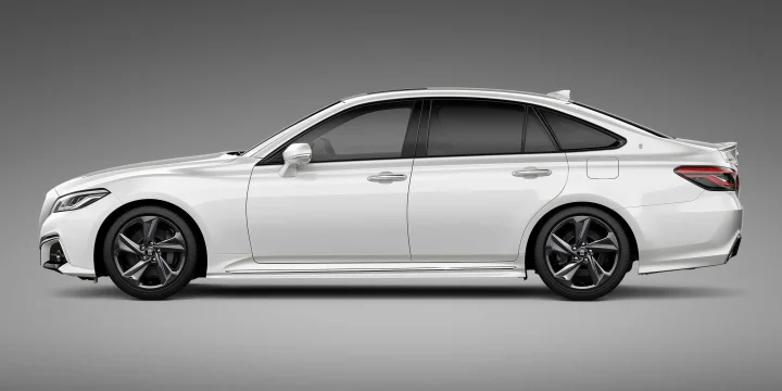 2017 Toyota Crown