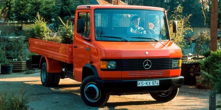 1992 Mercedes-Benz T2 L 609 D Chassis Cab
