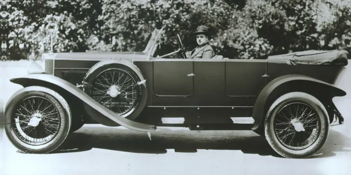 1922 Fiat 519 4.8 Manual, 4-speed