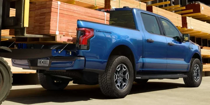 2022 Ford F-Series F-150 Lightning Standard Range Single Speed