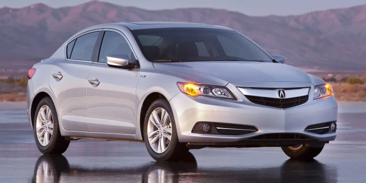 2013 Acura ILX Hybrid CVT
