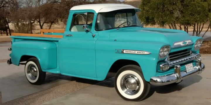 1959 Chevrolet Task Force Apache 31/32 3.9