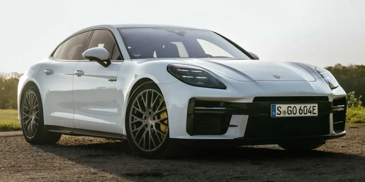 2024 Porsche Panamera 4S E-Hybrid