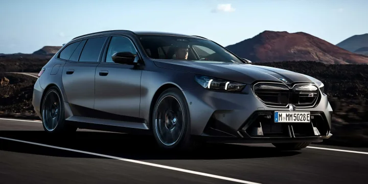 2025 BMW 5 Series M5 Touring Steptronic, 8-speed