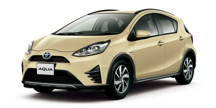 2017 Toyota Aqua Hybrid e-