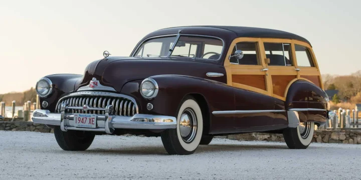 1947 Buick Roadmaster Estate Wagon 5.2 Manual, 3-speed