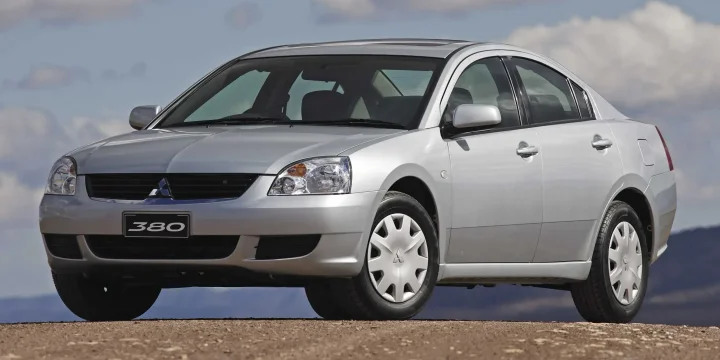 2006 Mitsubishi 380