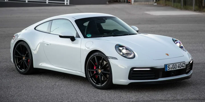 2020 Porsche 911 Carrera 4S
