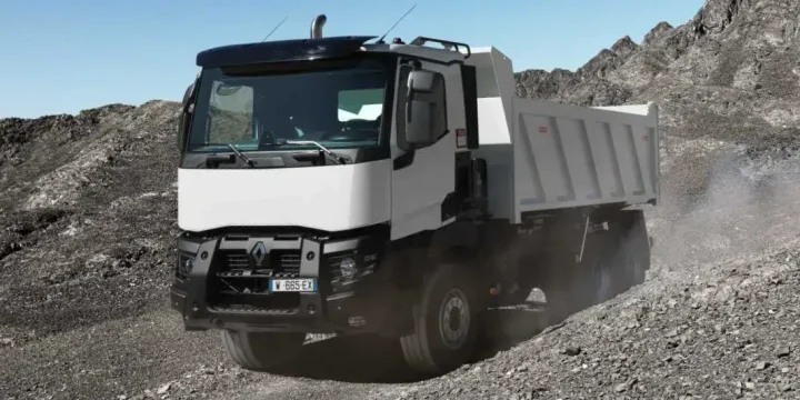 2013 Renault Trucks K380 6x4 Optidriver, 12-speed