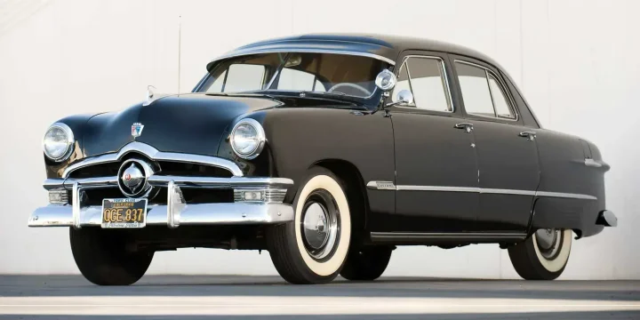 1950 Ford Custom Deluxe Fordor Sedan 3.9 V8 Manual