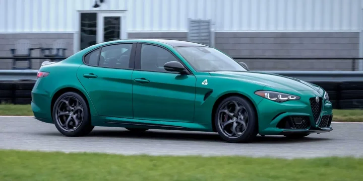 2024 Alfa Romeo Giulia (NA) Giulia Quadrifoglio (NA) Automatic