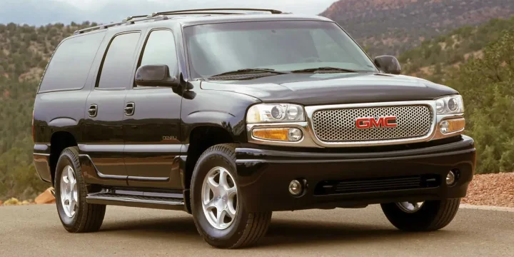 2002 GMC Yukon Denali 6.0 V8 4WD Hydra-Matic, 4-speed