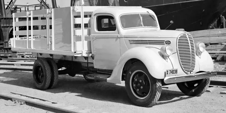 1939 Ford Commercial Model 91T 3.6 V8 Manual