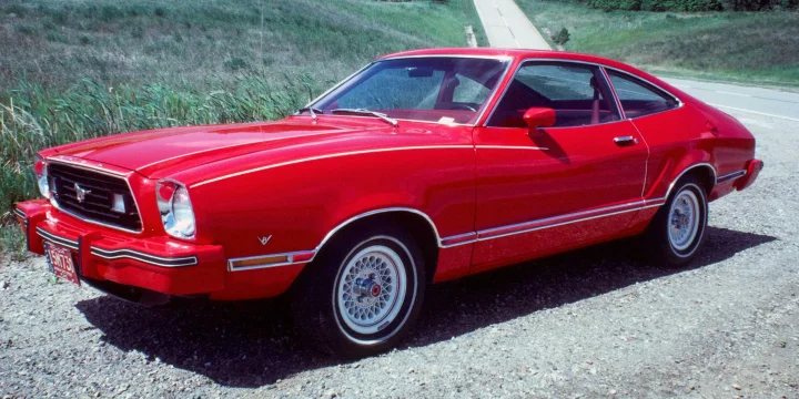 1975 Ford Mustang II 3-door 5.0 V8