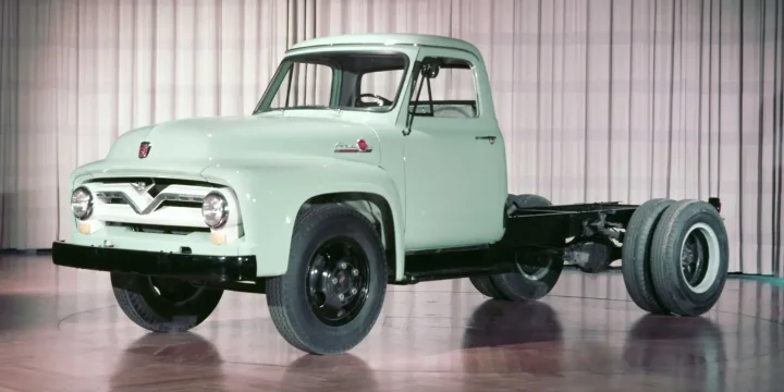 1955 Ford Medium Duty F-500 3.9 V8 Manual