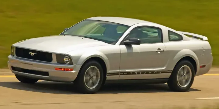 2005 Ford Mustang V6