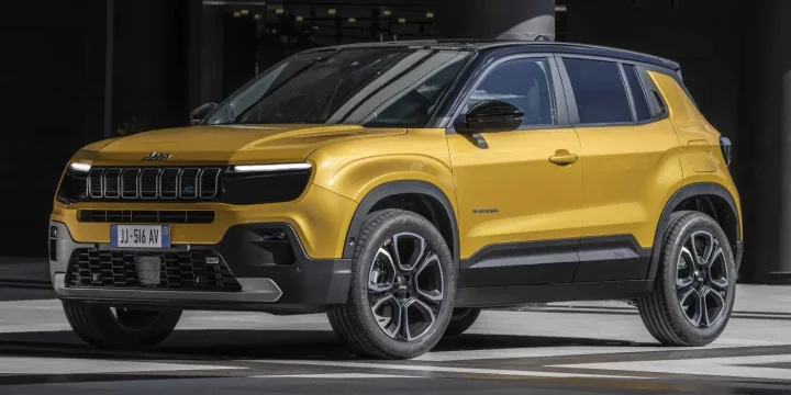 2024 Jeep Avenger e-Hybrid e-DCS, 6-speed