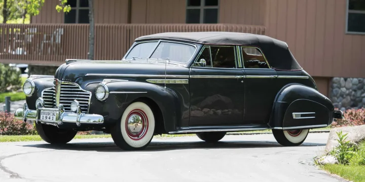 1941 Buick Roadmaster Convertible Phaeton 5.2 Manual