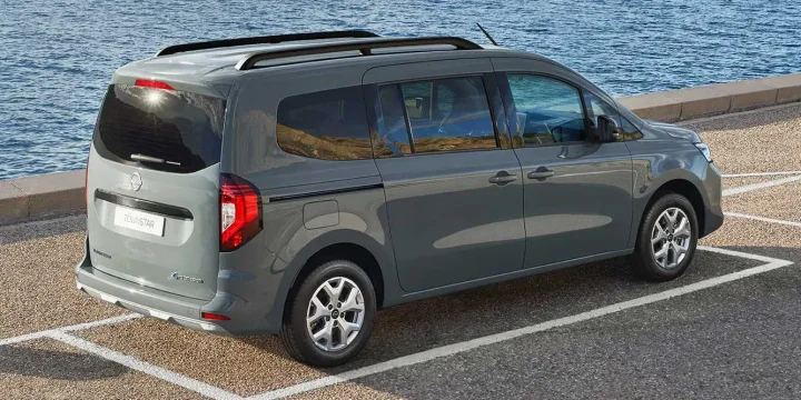 2024 Nissan Townstar EV Single Speed