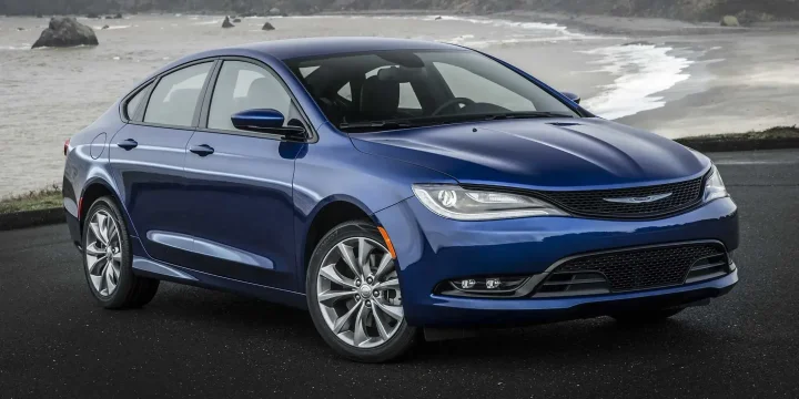 2015 Chrysler 200S Automatic, 9-speed