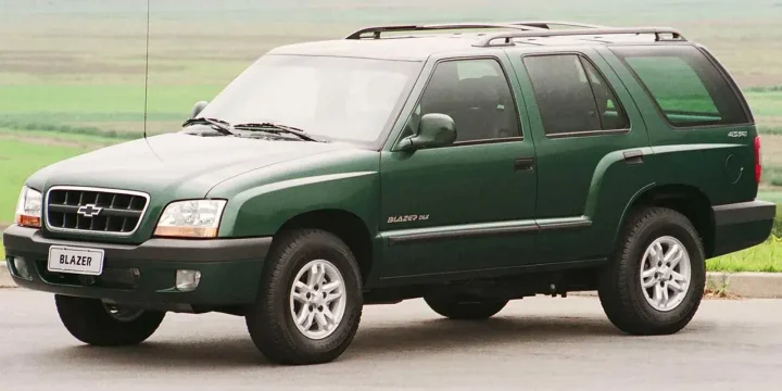2002 Chevrolet Blazer 1st Generation 1st Facelift 4.3 V6 4x4 Automatic, 4-speed